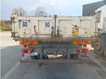 Camión volquete para transporte de materiales áridos RENAULT MIDLUM 180: foto 3