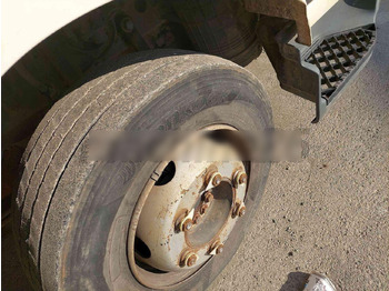 Camión volquete para transporte de materiales áridos RENAULT MIDLUM 180: foto 5