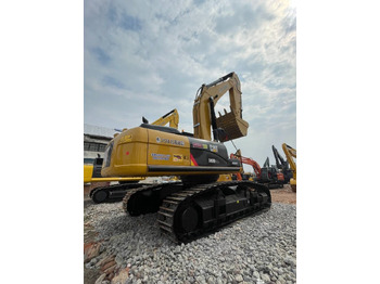 Excavadora de cadenas CATERPILLAR