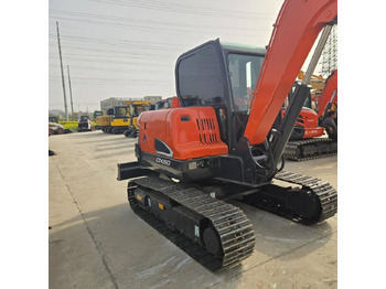 Miniexcavadora Doosan DX 60-9 C: foto 3 Miniexcavadora Doosan DX 60-9 C: foto 3