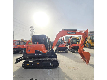 Miniexcavadora DOOSAN DX60
