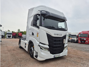Cabeza tractora IVECO