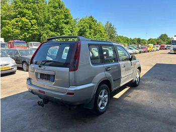 Coche Nissan X-Trail 2.2 DCi , 4x4 , Airco , Export: foto 3
