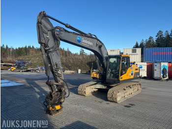 Excavadora VOLVO EC220DL
