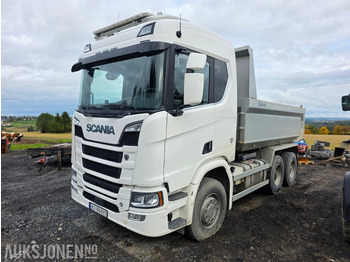 Camión volquete SCANIA R 580