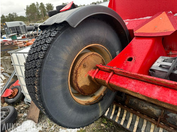 Maquinaria agrícola Tokvam sv8000 strøvogn - Repobjekt: foto 4
