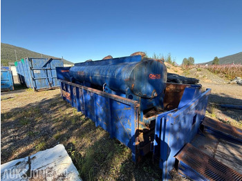 Equipo de construcción Vanntank på krokløftramme: foto 3