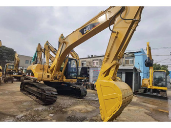 Excavadora de cadenas CATERPILLAR 320CL