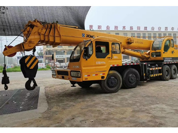 Autogrúa XCMG QY100K