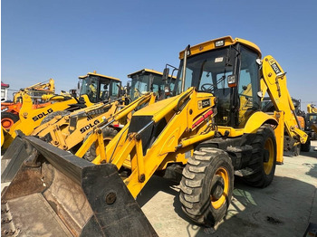 Retroexcavadora JCB 3CX