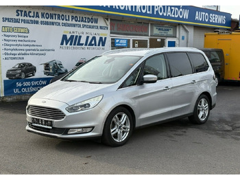 Coche FORD