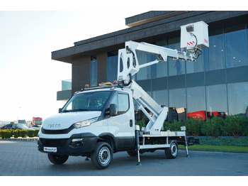 Camión con plataforma elevadora IVECO Daily