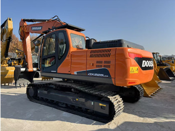 Excavadora de cadenas DOOSAN DX225LCA