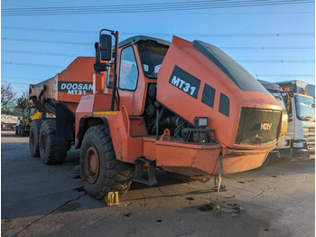 Dúmper articulado DOOSAN
