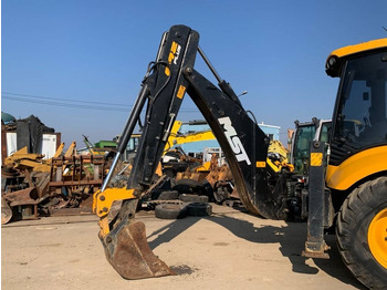 Retroexcavadora MST 642 Plus: foto 4 Retroexcavadora MST 642 Plus: foto 4