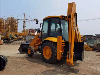 Retroexcavadora JCB 3CX