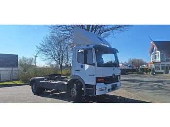 Cabeza tractora MERCEDES-BENZ Atego 1328