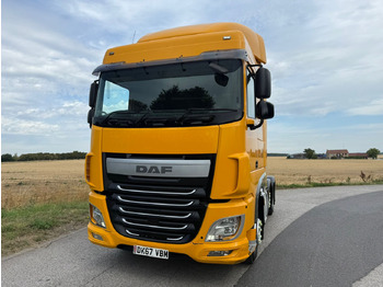 Cabeza tractora DAF XF 460
