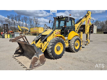 Retroexcavadora NEW HOLLAND