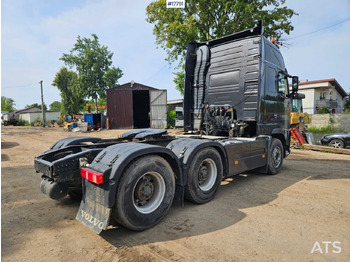 Cabeza tractora 2007 Volvo FH 16 580: foto 2