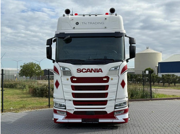 Cabeza tractora Scania 500S NGS FULL AIR, RETARDER, 2 TANKS, EURO 6D, PERFECT CONDITION.: foto 2 Cabeza tractora Scania 500S NGS FULL AIR, RETARDER, 2 TANKS, EURO 6D, PERFECT CONDITION.: foto 2