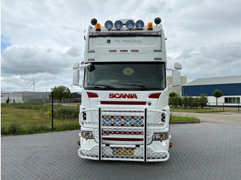 Cabeza tractora Scania R 560 SHOW TRUCK, RETARDER, LEATHER, I-PARK, TOP.: foto 2
