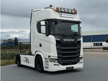 Cabeza tractora SCANIA S