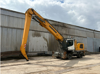 Manipulador de materiales LIEBHERR LH 40 M