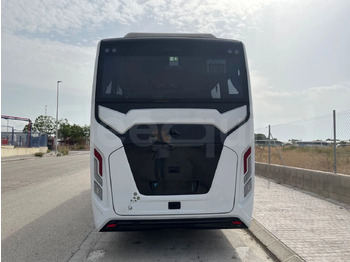 Autocar Isuzu Grand Toro: foto 5