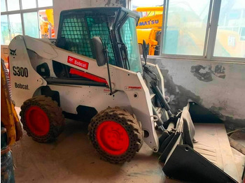 Minicargadora BOBCAT S300