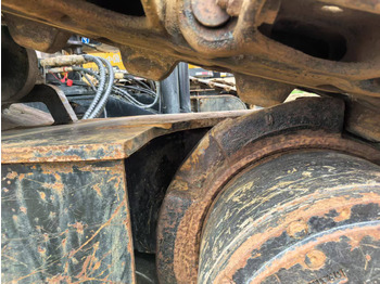 Grúa sobre orugas SANY SCC1000A-6: foto 4