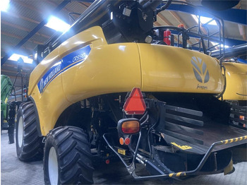 Cosechadora de granos New Holland CR.9.90 SLH: foto 4