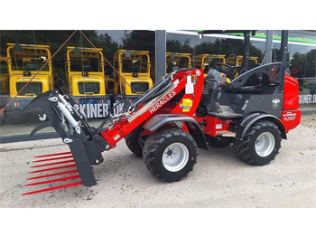 Cargadora articulada