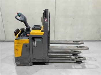 Apilador JUNGHEINRICH ERD