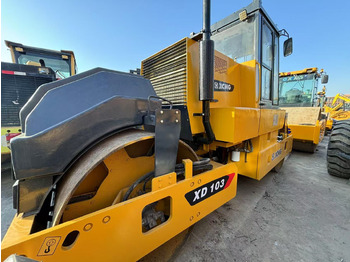 Apisonadora de asfalto XCMG XD103: foto 2 Apisonadora de asfalto XCMG XD103: foto 2