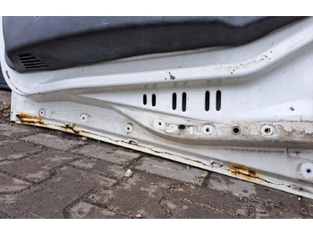 Puerta y piezas para Camión Volvo KOMPLETNE LEWE FH 13 LIFT   Volvo OE: foto 3