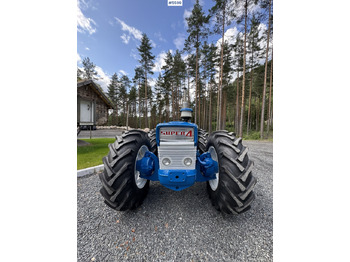 Tractor 1966 Ford County 654 Tractor: foto 5