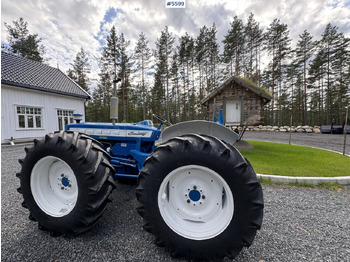 Tractor 1966 Ford County 654 Tractor: foto 4
