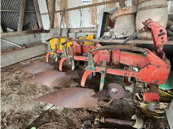 Equipo para trabajo del suelo Kverneland 3-furrow plough: foto 4 Equipo para trabajo del suelo Kverneland 3-furrow plough: foto 4