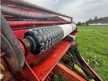 Maquinaria de henificación Welger RP 200 Mastercut round baler. Partially repaired object.: foto 2 Maquinaria de henificación Welger RP 200 Mastercut round baler. Partially repaired object.: foto 2