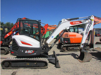 Miniexcavadora BOBCAT E50