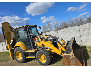 Retroexcavadora CATERPILLAR