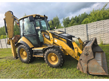 Retroexcavadora Caterpillar: foto 2