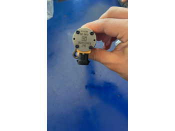 Inyector para Camión Caterpillar 2023 387-9433   Caterpillar truck: foto 2 Inyector para Camión Caterpillar 2023 387-9433   Caterpillar truck: foto 2
