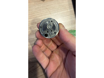 Procesamiento de combustible para Camión nuevo Valve Bosch 2010-2023 7135-588  Volvo and Renault: foto 3