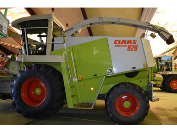 Cosechadora de forraje CLAAS Jaguar 820: foto 2