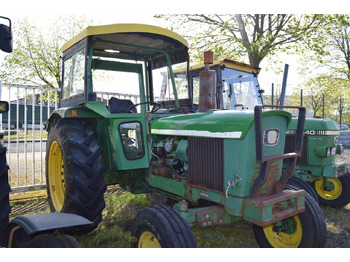 Tractor JOHN DEERE 2130