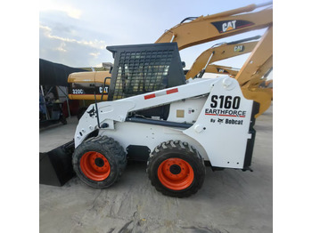 Minicargadora BOBCAT S160