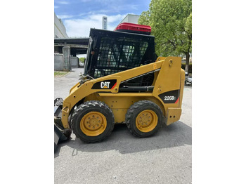 Minicargadora CAT 226B3: foto 3