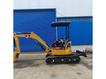 Miniexcavadora CATERPILLAR 303E